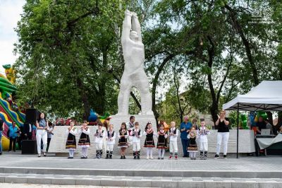 Гергьовден - традиционен събор с. Световрачене - ДГ Светулка - Световрачене, Нови Искър